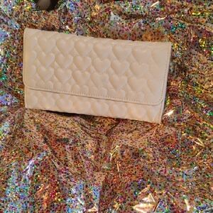 Elegant White Quilted Women's Clutch
